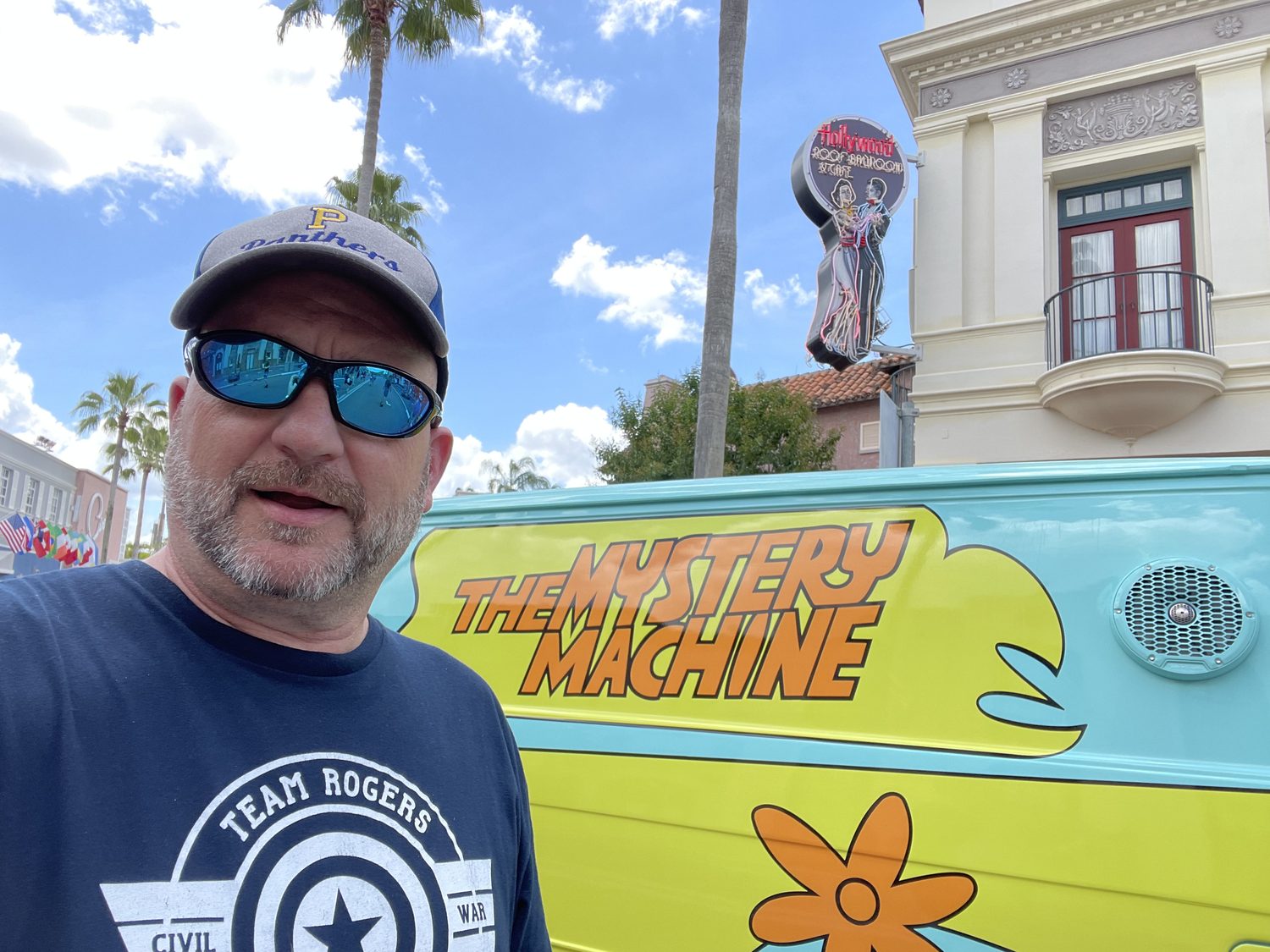 David Rogers with the Mystery Machine van in Pflugerville